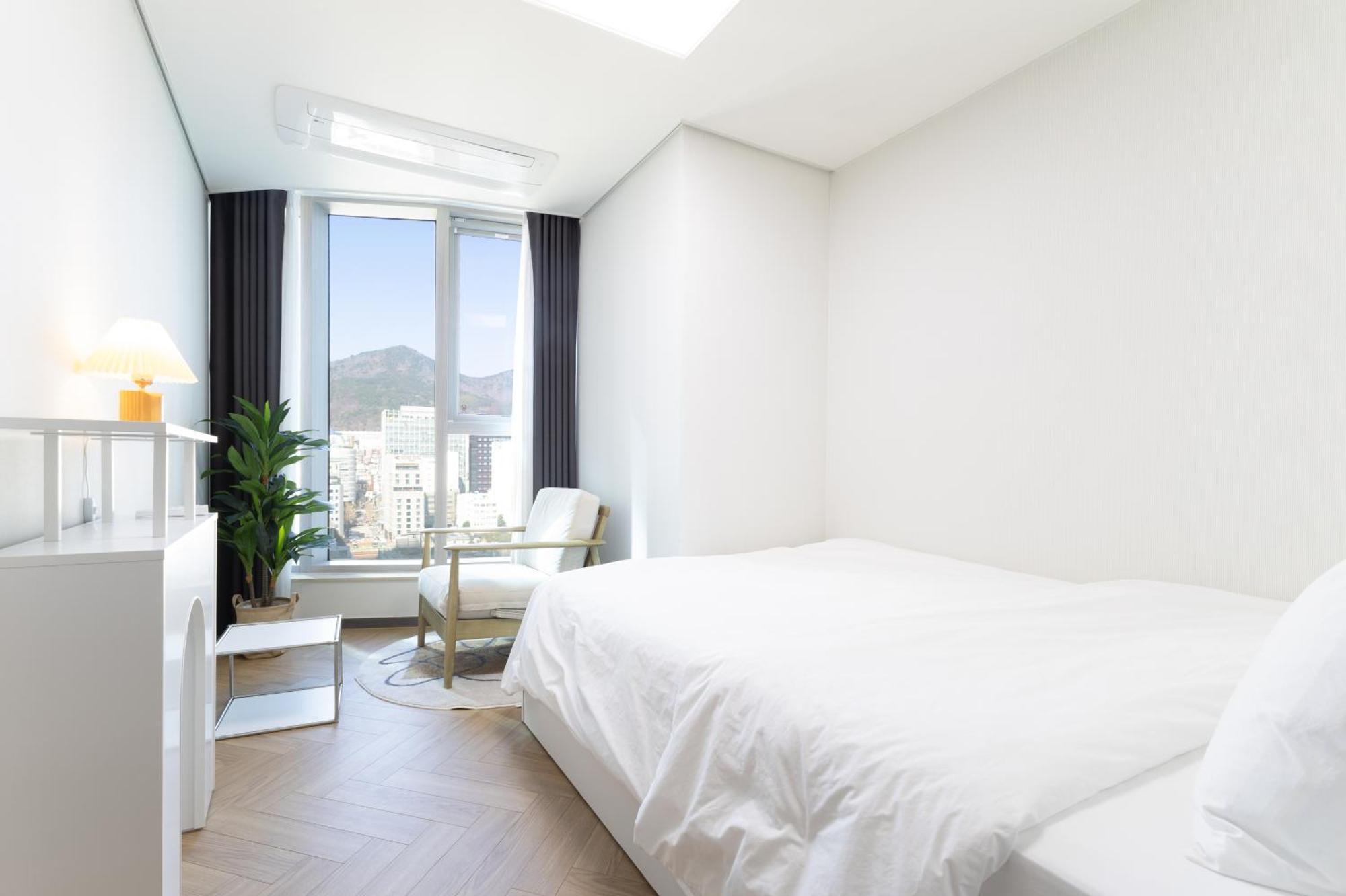 Brown Suites Busan Station Kültér fotó