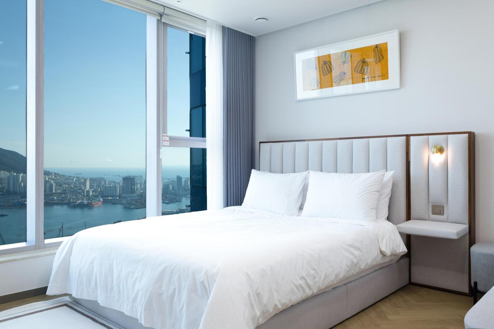 Brown Suites Busan Station Kültér fotó