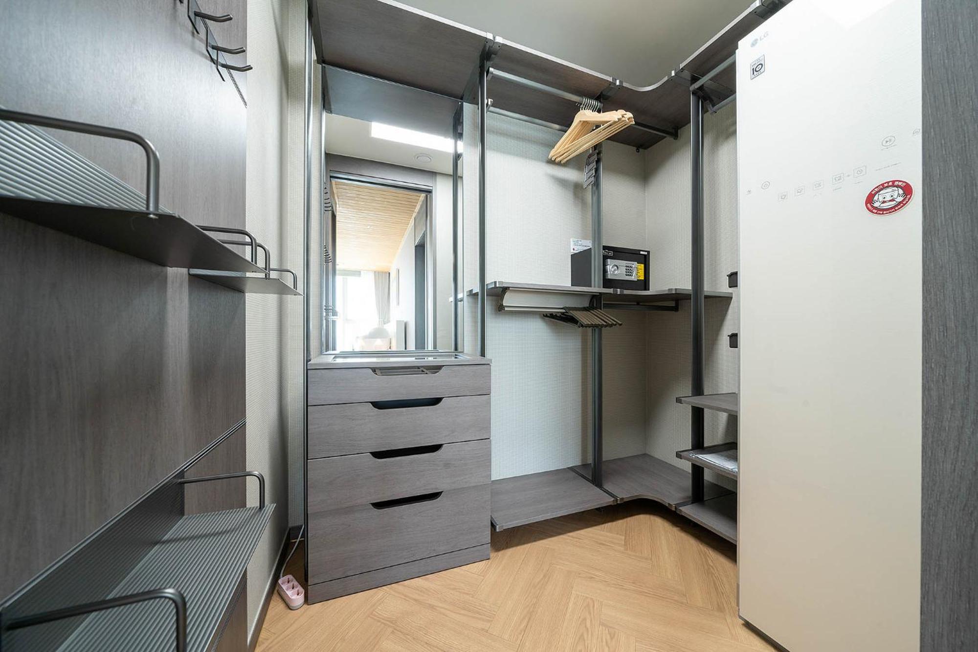 Brown Suites Busan Station Kültér fotó